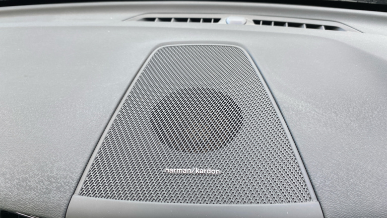 Volvo XC60 2.0 B4D Plus Dark 5dr AWD Geartronic Diesel Estate